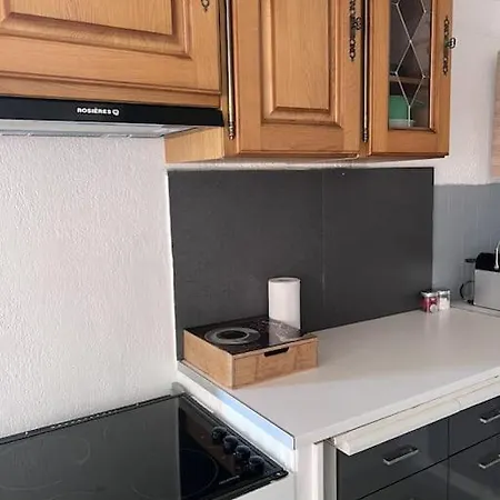 2 Pièces Idéalement Situé 5 Min De La à Pied * Menton