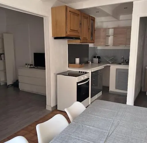 2 Pieces Idealement Situe 5 Min De La A Pied Appartement *